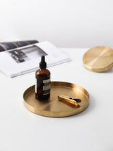 Load image into Gallery viewer, Classic Gold Display Plate
